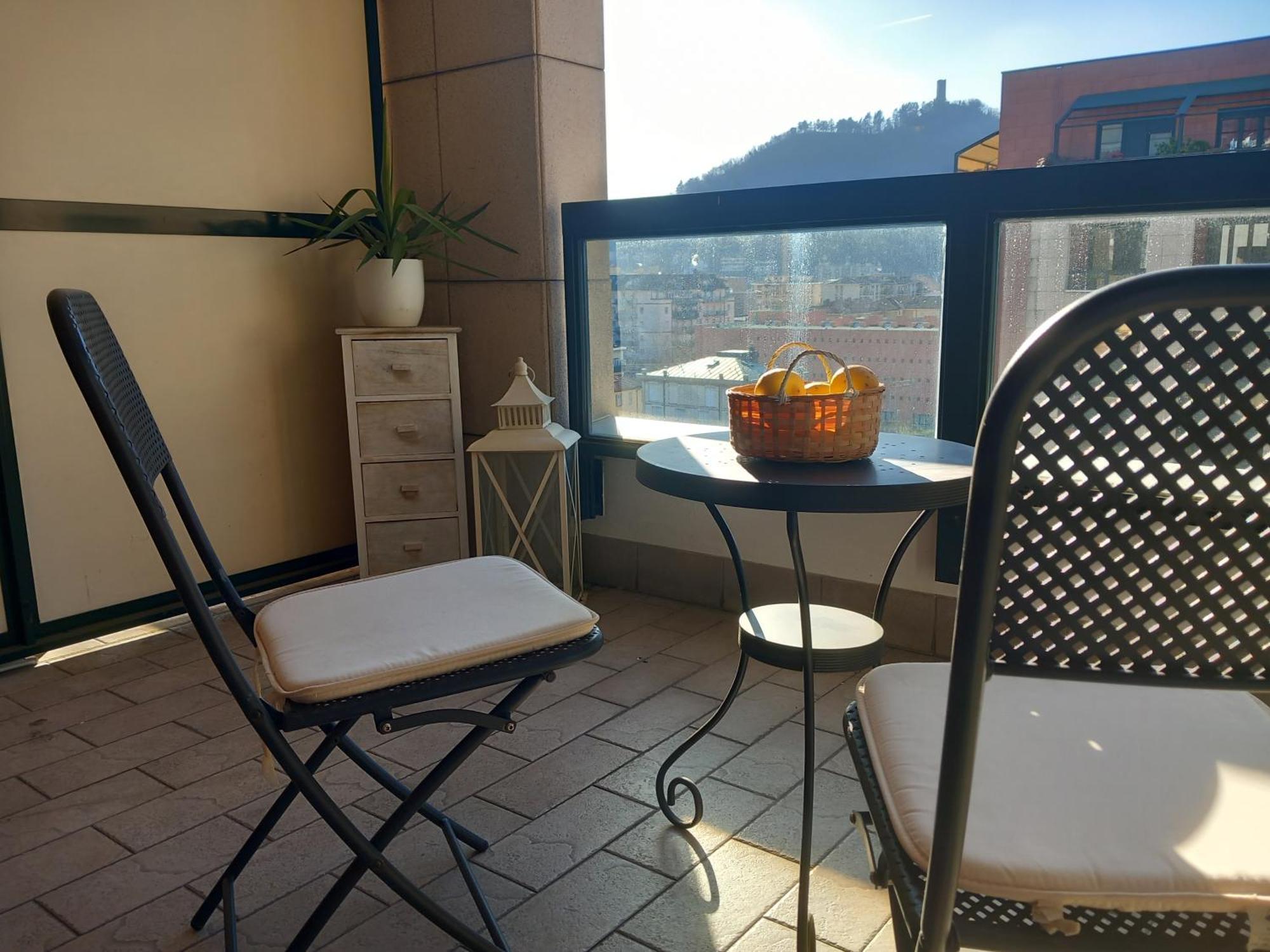 Apartmán Bilocale Con Terrazzo E Box Auto Su Richiesta Como Exteriér fotografie